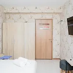 Homey Studio Apartment At Green Palm Residence By Travelio